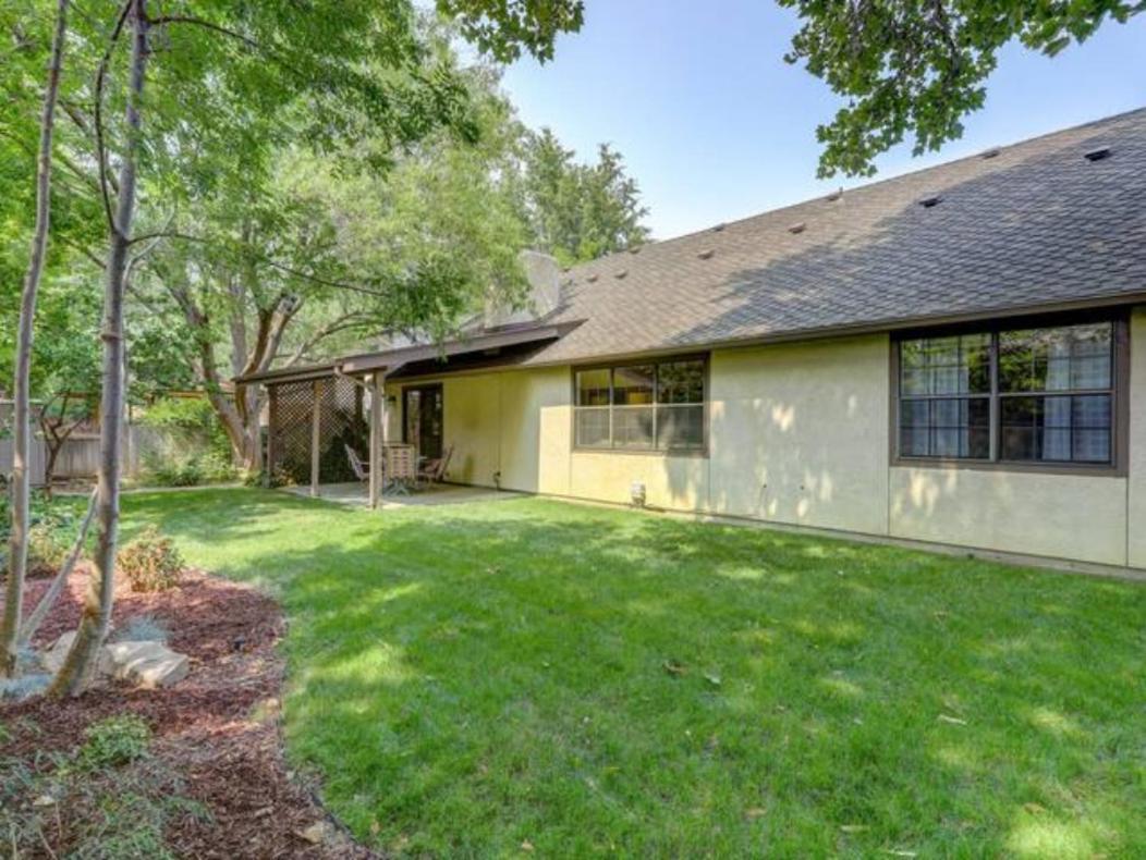 Experience Nirvana With Artwork Collections From Around The Globe Located In Lakewood Neighborhood In Se Boise Next To A Park, Minutes From Bown Crossing And The Boise River, 10 Minutes To Downtown, 4 Beds, Sleeps 8, Pets Welcome In Large Fenced In Y 外观 照片