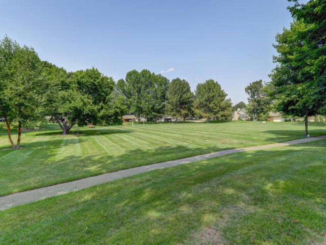 Experience Nirvana With Artwork Collections From Around The Globe Located In Lakewood Neighborhood In Se Boise Next To A Park, Minutes From Bown Crossing And The Boise River, 10 Minutes To Downtown, 4 Beds, Sleeps 8, Pets Welcome In Large Fenced In Y 外观 照片