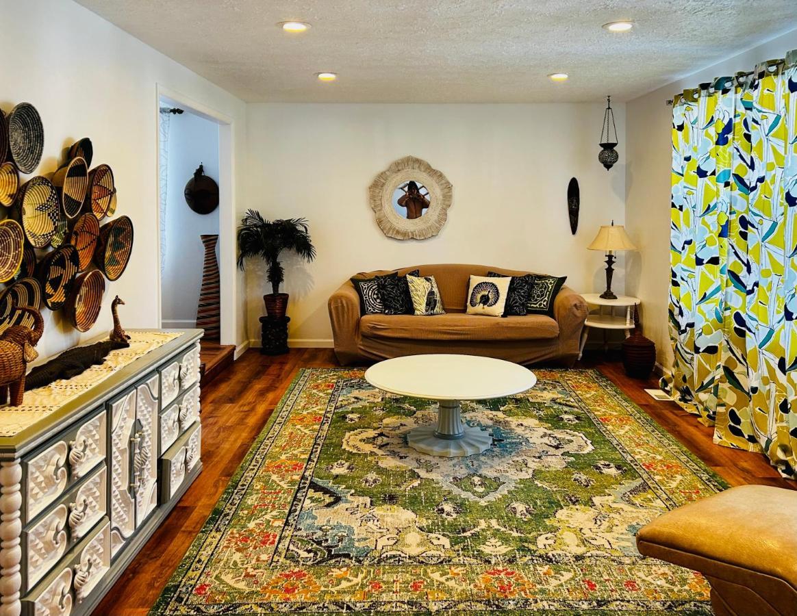 Experience Nirvana With Artwork Collections From Around The Globe Located In Lakewood Neighborhood In Se Boise Next To A Park, Minutes From Bown Crossing And The Boise River, 10 Minutes To Downtown, 4 Beds, Sleeps 8, Pets Welcome In Large Fenced In Y 外观 照片